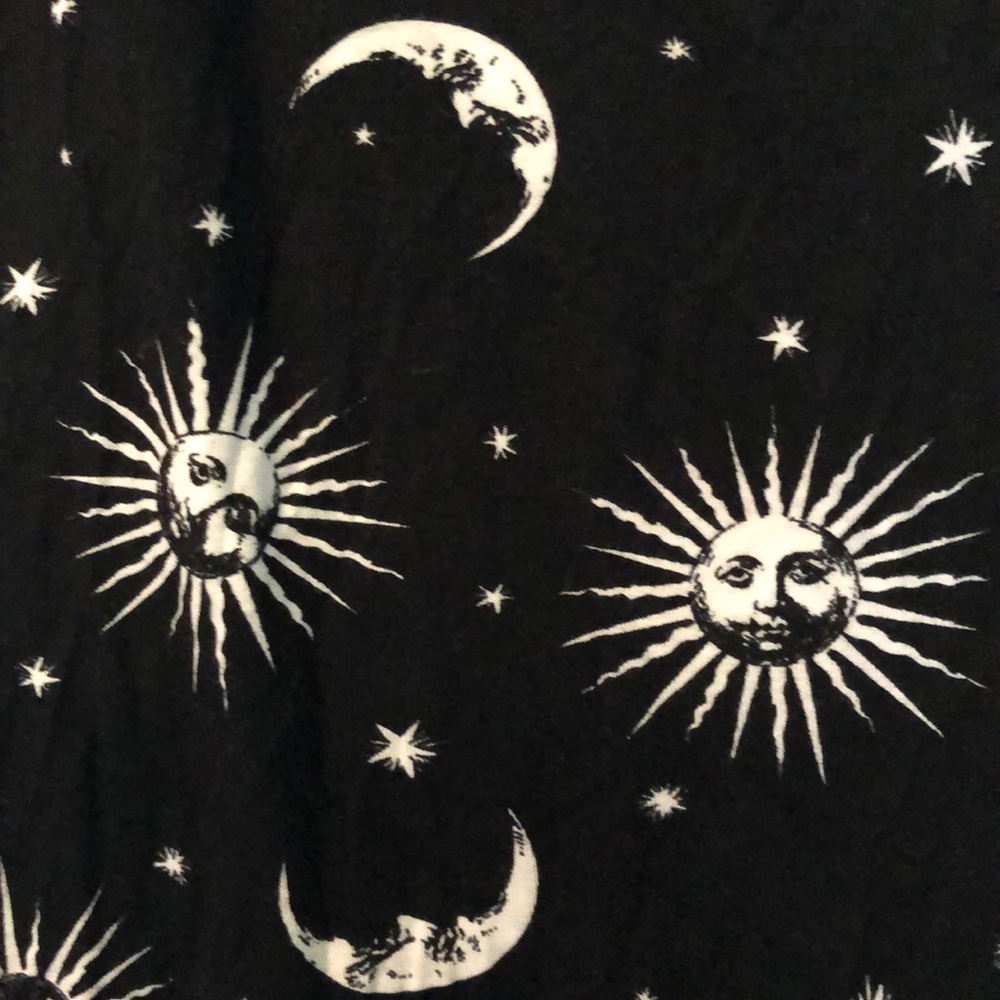 Sun & moon tank - Picture 4 of 8